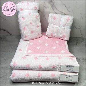Kassadecor 8Pc Pink White Hearts Spades Towel Set